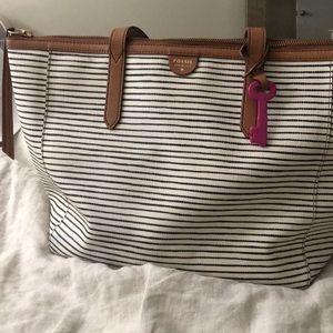 Fossil Bag